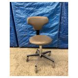 MSRP $1500 High Quality Keilhauer "SKY" Mobile Rolling Healthcare Adjustable Stool Chair - In Good Condition!