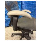 MSRP $1300 High Quality Herman Miller "Mirra" Executive Office Fully Adjustable Mobile Mesh Back Chair -Triflex Polymer Back, Adjustable Lumbar Support, Tilt Limiter & Seat Angle, Adjustable Arm R