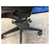 MSRP $1300 High Quality Herman Miller "Mirra" Executive Office Fully Adjustable Mobile Mesh Back Chair -Triflex Polymer Back, Adjustable Lumbar Support, Tilt Limiter & Seat Angle, Adjustable Arm R