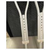Adjustable Aluminum Crutches