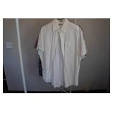 *9* Short Sleeve Button Up Men