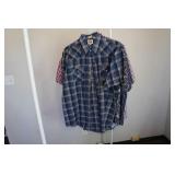 *9* Short Sleeve Button Up Men