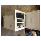 Vissani 4.9 cu. ft. Manual Defrost Chest Freezer with LED Light Type in White Garage Ready Customer Returns See Pictures