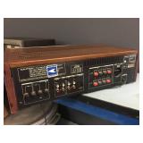Toshiba Stereo Receiver SA-725 Powers On