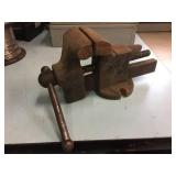 3 1/2" Vise