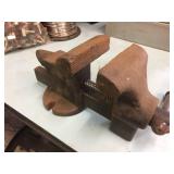 3 1/2" Vise