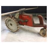 Vintage THOMPSON - Tractor Sprinkler