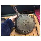 2 Cast Iron Lodge 5SK Skillet & 8SQ Square Skillet