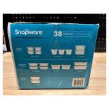 Plastic Snapware Set