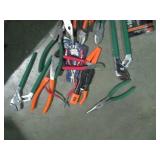 Large lot of assorted pliers, vise ...