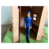 Vintage Lionel Model Train Signal Tower with Conductor No. 45