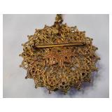 Courting Couple Brooch/Pendant