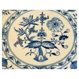 Rare Antique Meissen Blue Onion Scalloped Gold Rim Serving Plate