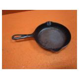 Griswold No. 3 Cast Iron Skillet