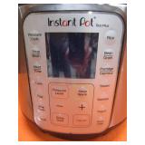 (New) Insta Pot Pressure Cooker