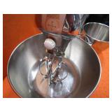 Stand Mixer & Ice Crusher