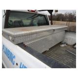 2006 Chevrolet 2500HD 4X4 Pickup w/Ladder Rack & Tool Box