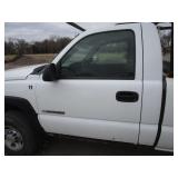 2006 Chevrolet 2500HD 4X4 Pickup w/Ladder Rack & Tool Box