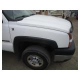 2006 Chevrolet 2500HD 4X4 Pickup w/Ladder Rack & Tool Box