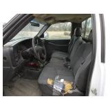 2006 Chevrolet 2500HD 4X4 Pickup w/Ladder Rack & Tool Box