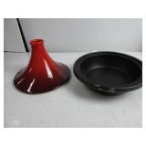 Le Creuset Enameled Cast Iron Moroccan Tagine, 2.5 qt., Cerise NEW BUT DAMAGED AROUND RIM