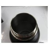 Hydro Flask Wide Flex Cap Black 64 Oz DENTED, LIKE NEW