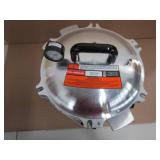 All American 21.5qt Pressure Cooker and Canner (the 921) - USED, RIM IS CHIPPED, SEAL IS HARD TO GET, Missing a couple screws.