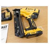 New - DEWALT 20V MAX XR Lithium-Ion Cordless 2-1/2 in. 15-Gauge Finish Nailer Kit with 2.0Ah Battery, Charger and Contractor Bag