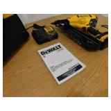 New - DEWALT 20V MAX XR Lithium-Ion Cordless 2-1/2 in. 15-Gauge Finish Nailer Kit with 2.0Ah Battery, Charger and Contractor Bag
