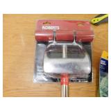 ASSORTED FLOORING / TILE  TOOL LOT.