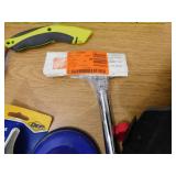 ASSORTED FLOORING / TILE  TOOL LOT.