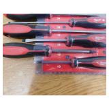 NEW - Milwaukee Phillips/Slotted Flat Head Hex Drive Screwdriver Set with Tri-Lobe Handle (6-Piece)