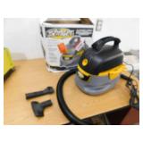 Stinger 2.5 Gallon 1.75 Peak HP Small Shop Vacuum Wet Dry Vac with Filter Bag, Hose, Utility Nozzle and Car Nozzle Attachments