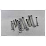 Set of 12 Metric Ratcheting Wrenches with Mixed Sizes
