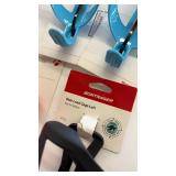 Set of 6 Blue Oversized Wood Thread Hooks