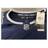 Autographed Toronto Maple leafs Jack Campbell Fanatics Authentic Navy 2022 Heritage Classic Adidas Authentic Jersey Size 54 US