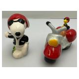 Misc. Collectible SNOOPY Salt & Pepper Shakers