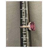 Sterling Silver Vintage Ring with Pink / Purple Gemstone