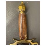 Robust Hunting Sword with Leather Sheath