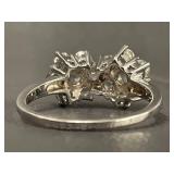 Elegant Sterling Silver Cluster Stone Ring 3.18g
