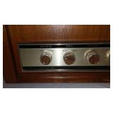 Vintage Sears Silverstone AM/FM Radio.