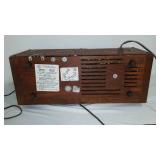Vintage Sears Silverstone AM/FM Radio.