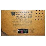Panasonic AM/FM 2 band Radio.