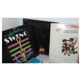 Vintage Vinyl Albums. Charley Pride, The Fifth Dimension, Simon and Garfunkel