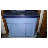 Fleece, Tulle, Upholstery Remnant Material in Covered Tote.