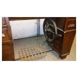 White Rotary Sewing Machine and Cabinet