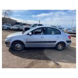 2009 Kia Rio only 85,562 miles!