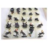 Collection of 30 HeroClix Figurines