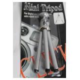 Extendable Mini Tripod for Digital and Video Cameras