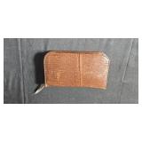 Assorted Household and Vintage Items Collection ?